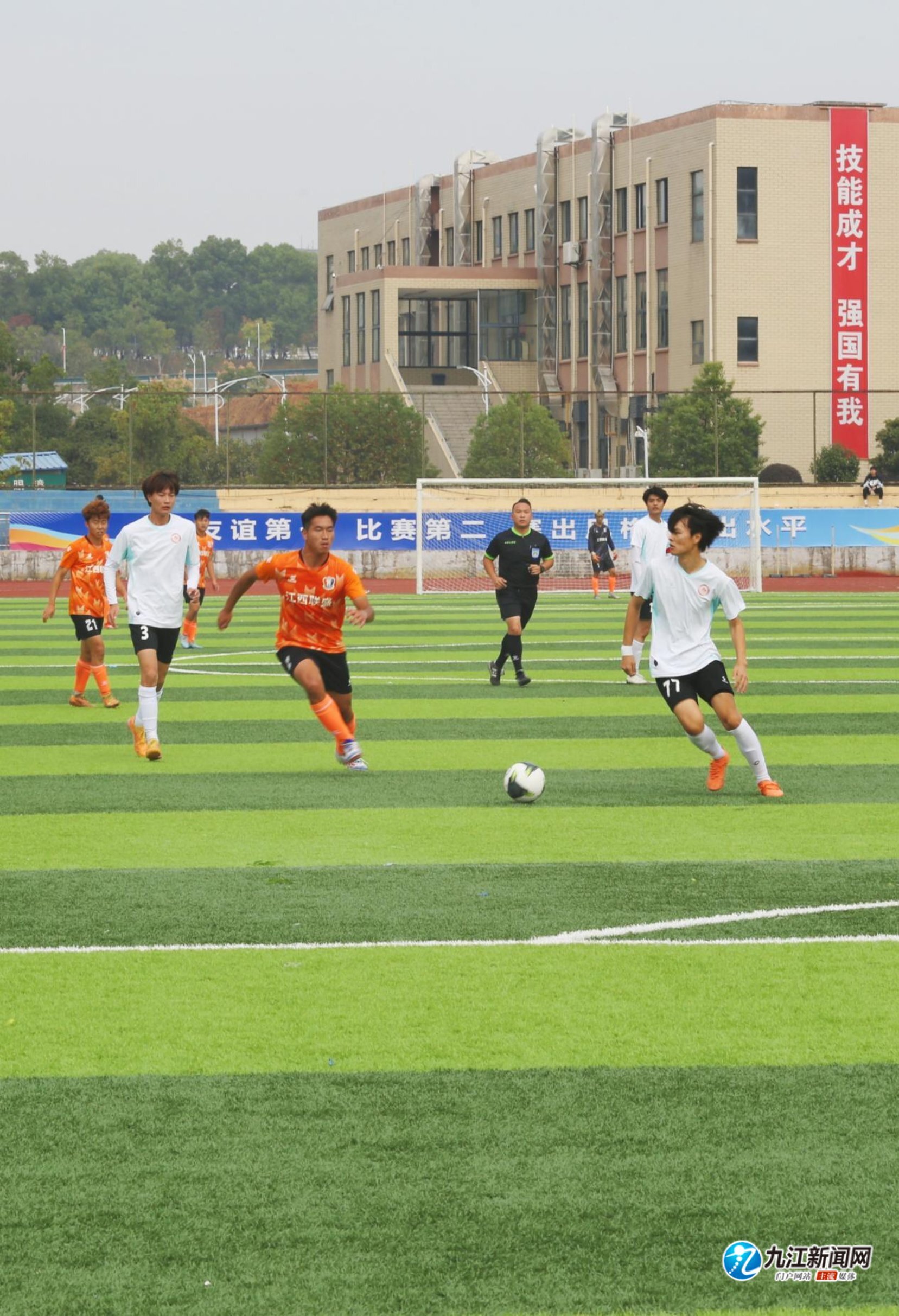 面对众多才